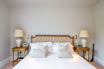 Court Lane, Dulwich Village, SE21, Image 12