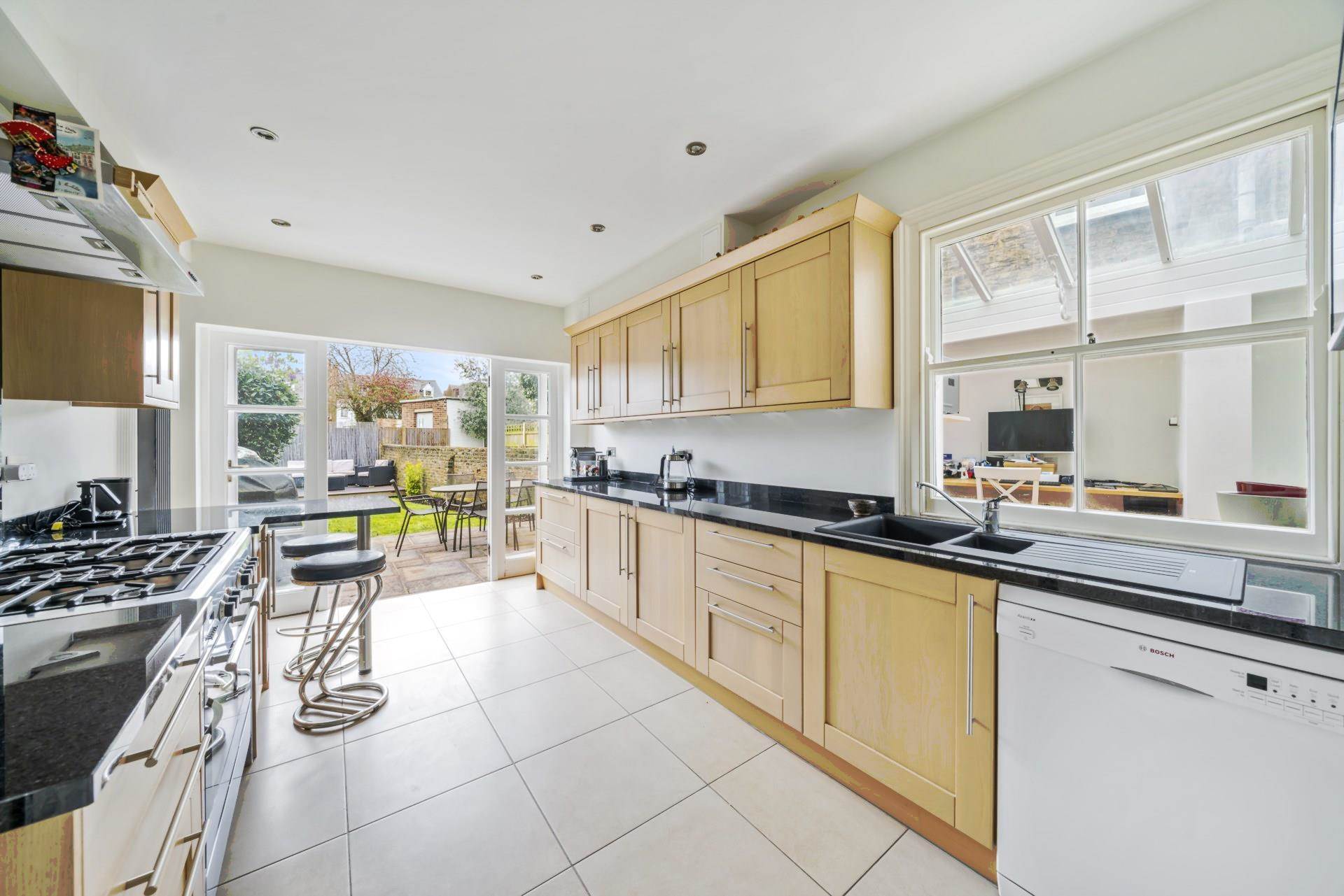 Beauval Rd, East Dulwich, SE22, Image 2