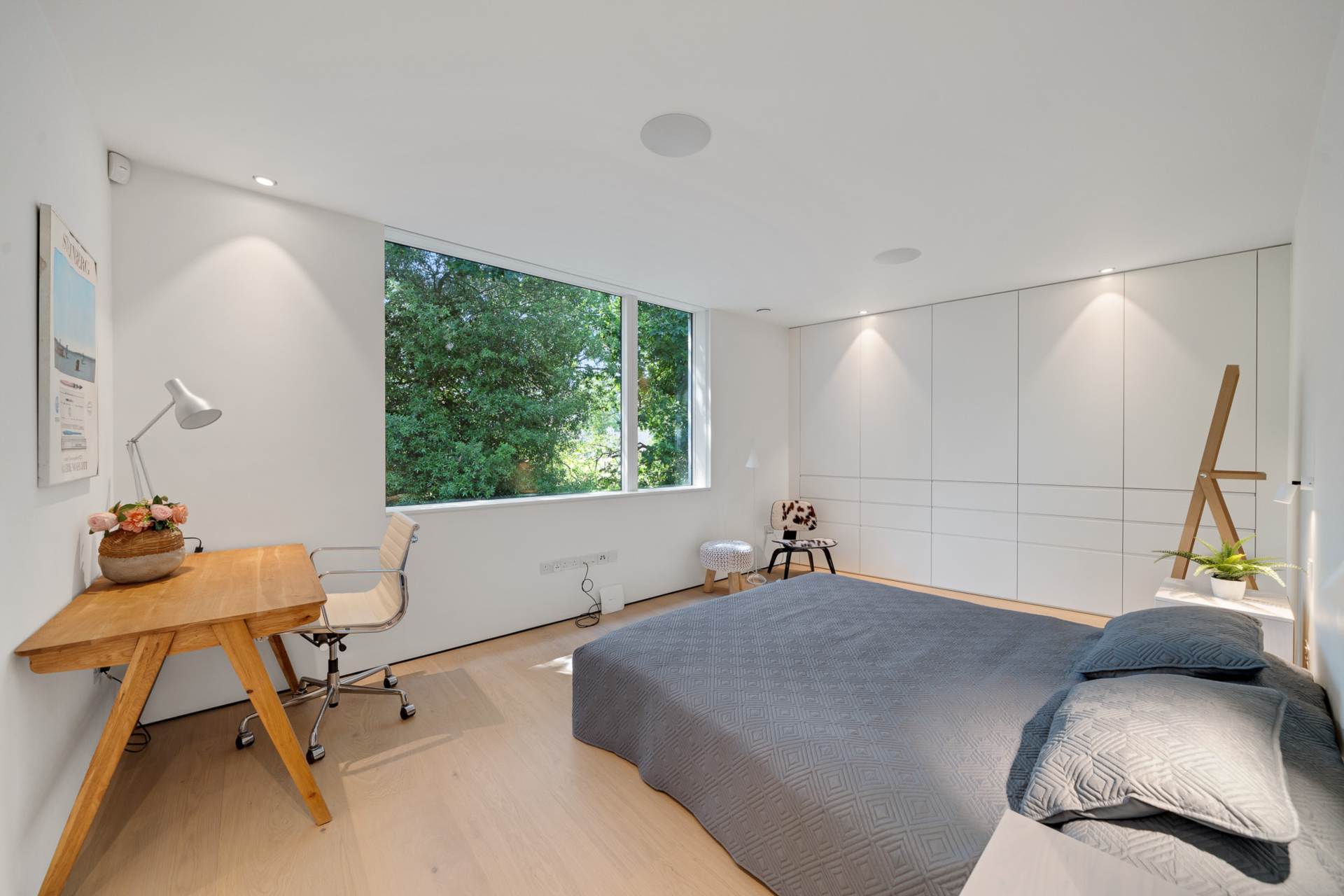 Frank Dixon Close, Dulwich Village, SE21, Image 11
