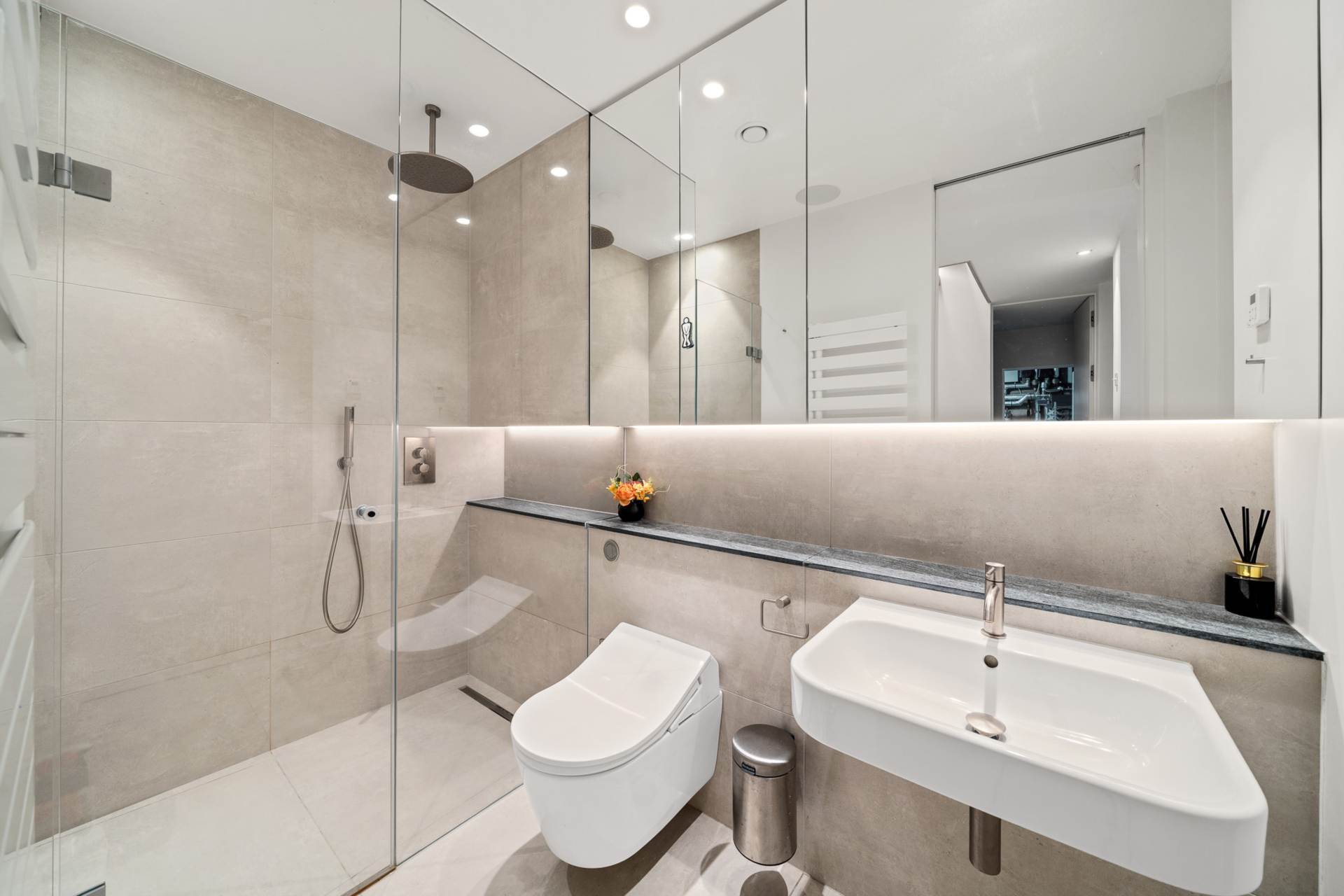 Frank Dixon Close, Dulwich Village, SE21, Image 26
