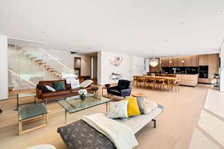 Frank Dixon Close, Dulwich Village, SE21, Image 7