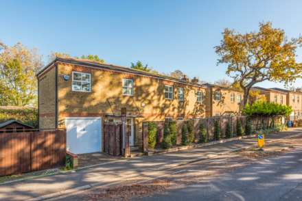 Property For Rent Alleyn Park, Dulwich, London