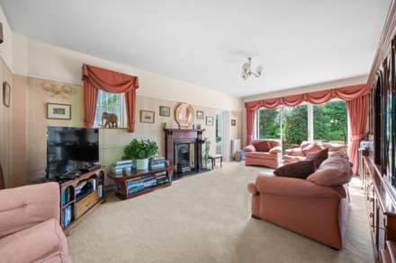 College Road, Dulwich, SE19, Image 2