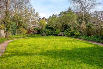 Dulwich Village, SE21, Image 14