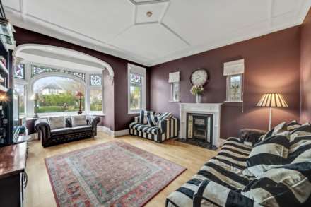 Dulwich Village, SE21, Image 3