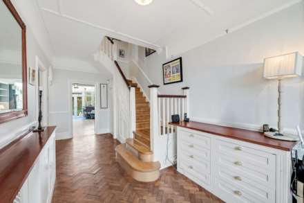 Dulwich Village, SE21, Image 6