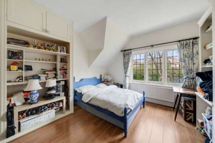 Dulwich Village, SE21, Image 8