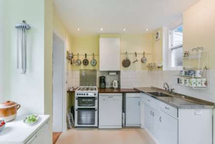 East Dulwich Grove, Dulwich, SE22 8SY, Image 14