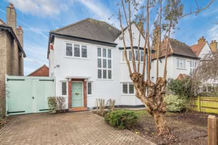 5 Bedroom Detached, Burbage Road, SE21