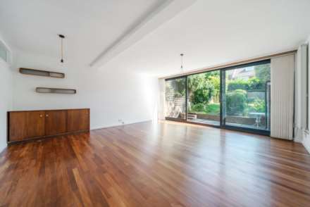 4 Bedroom Terrace, Little Bornes, West Dulwich, SE21