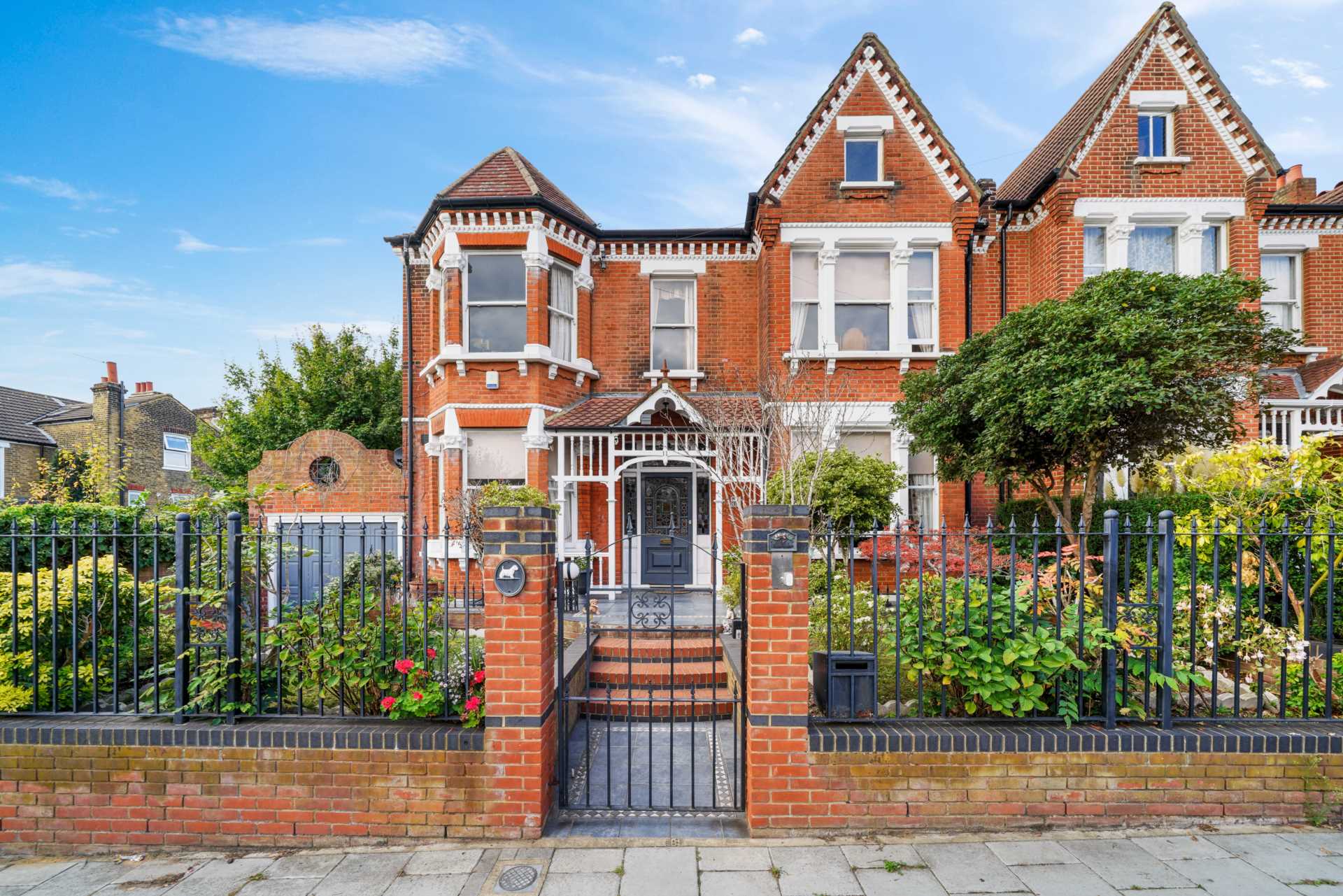 Woodquest Avenue, Herne Hill, SE24, Image 1