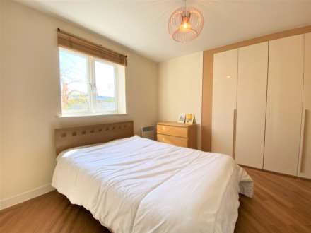 Acton Lane, London, Image 7