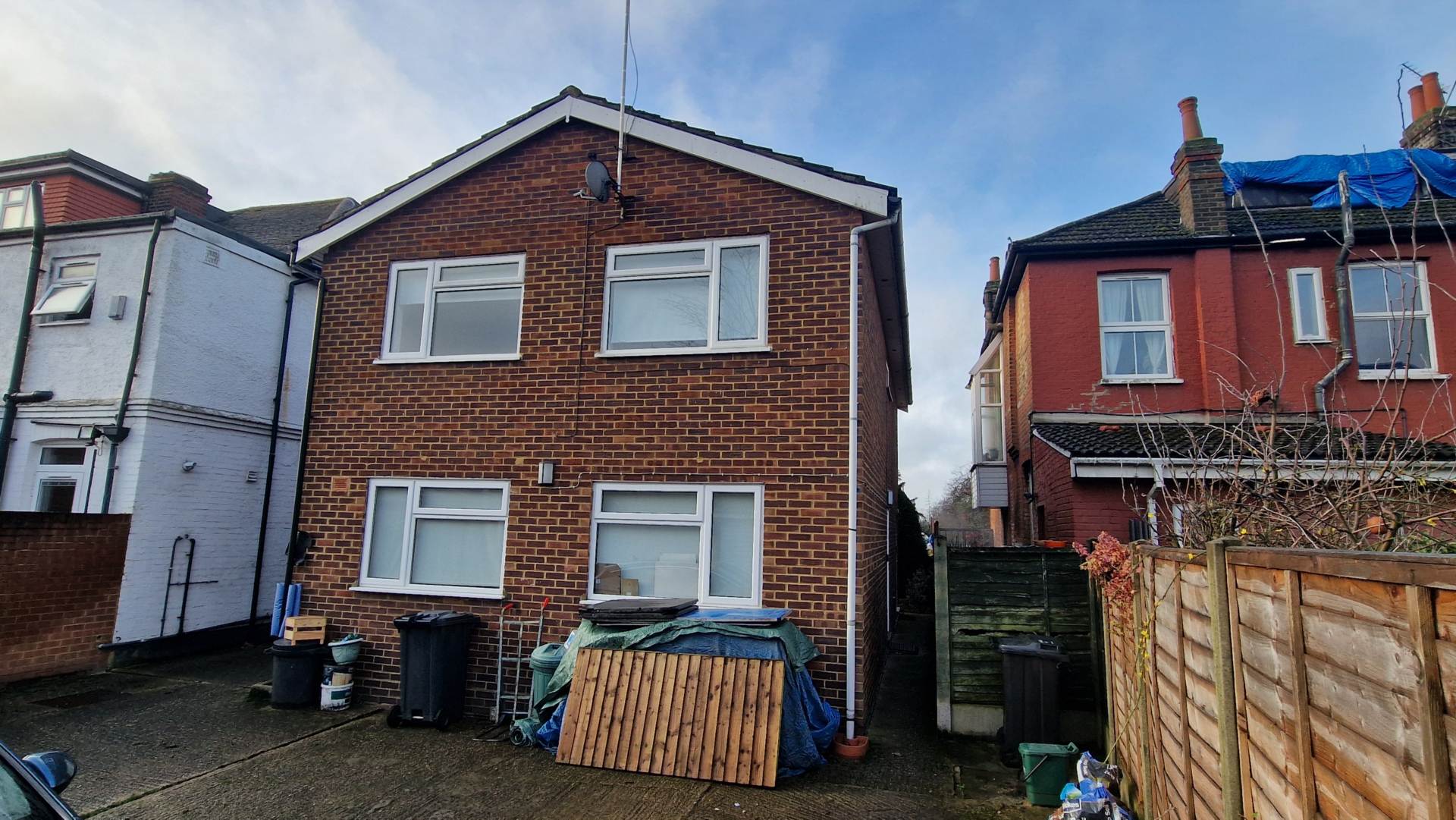 Hanwell, London, Image 1