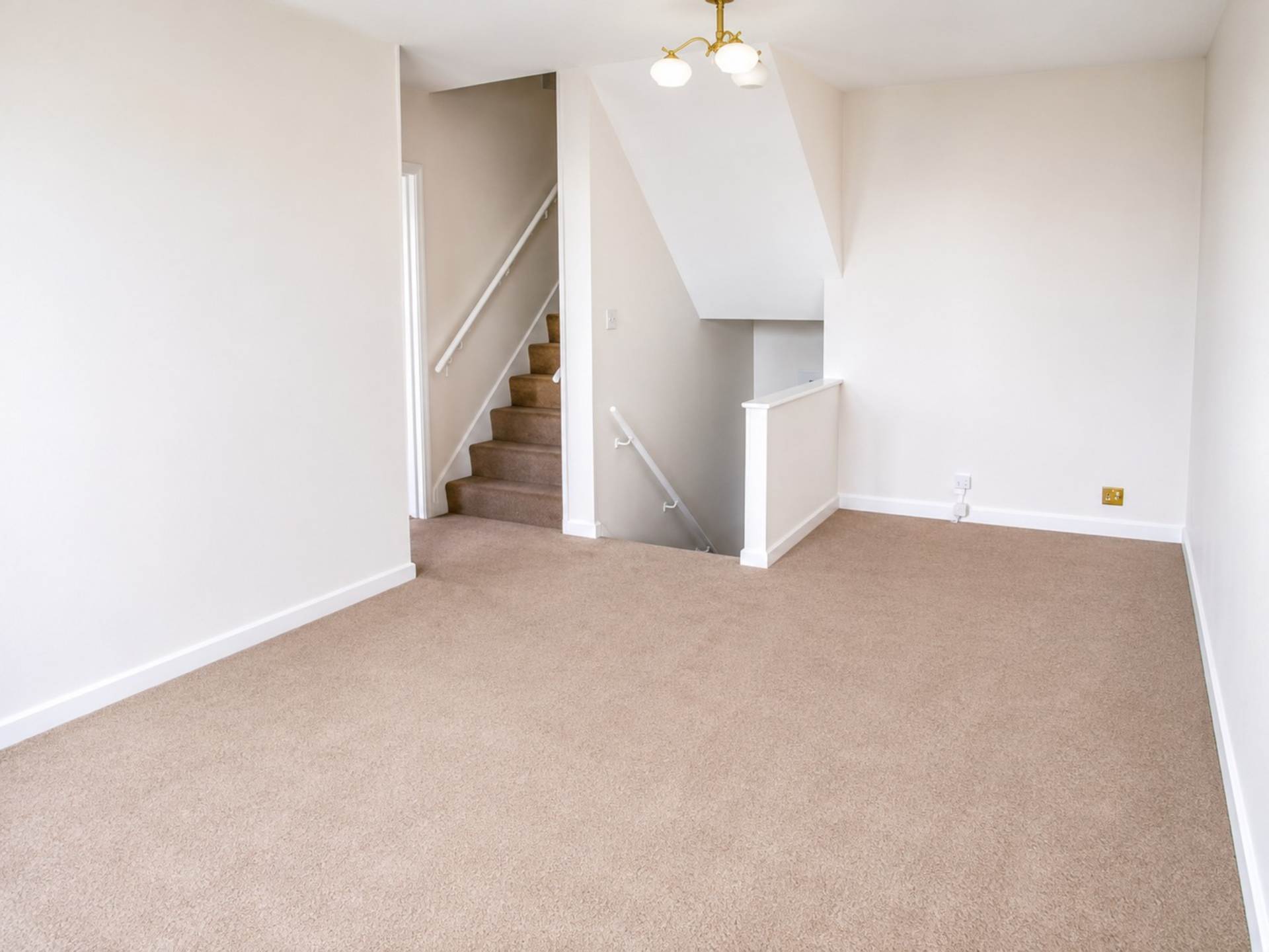 Semley Place, London, Image 2