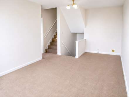 Semley Place, London, Image 2