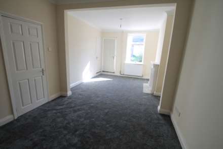 Spencer Street, Kettering, Image 2