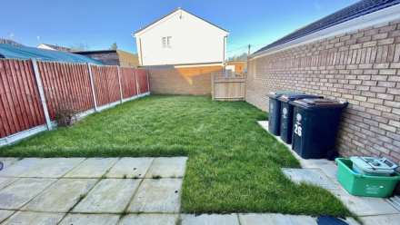 Fairmead Crescent, Rushden, Image 9