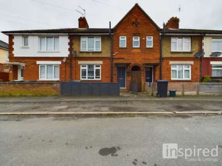 3 Bedroom Terrace, Newmans St, Rushden