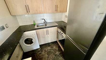 1 Bedroom Apartment, Hadleigh House, Rushden