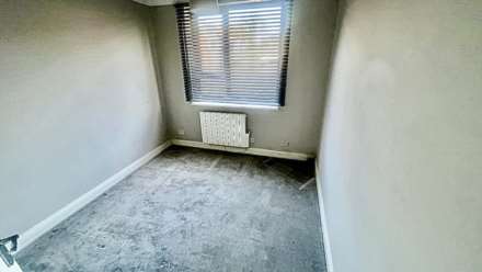 Hadleigh House, Rushden, Image 4