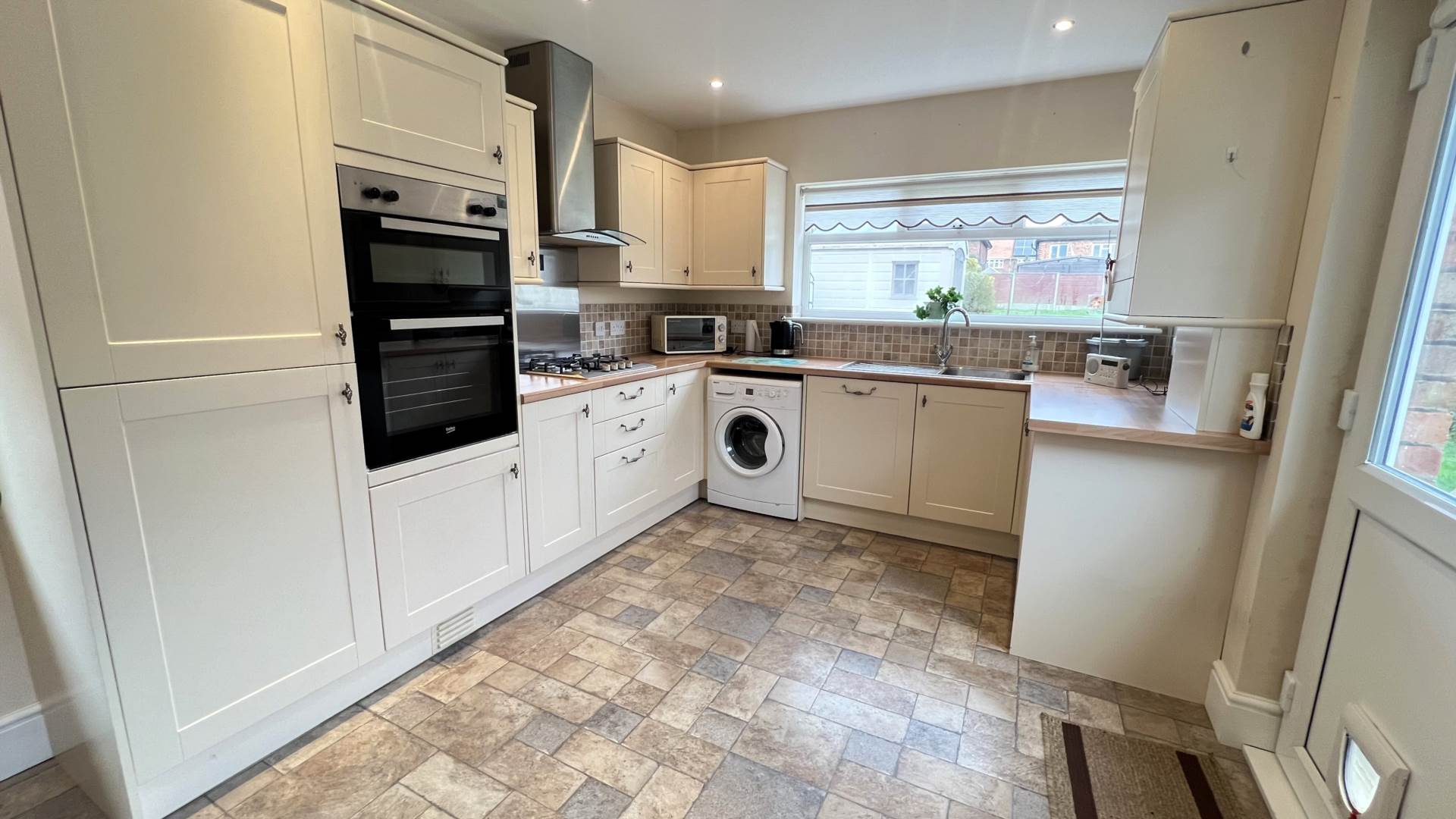 St Margarets Avenue, Rushden, Image 8