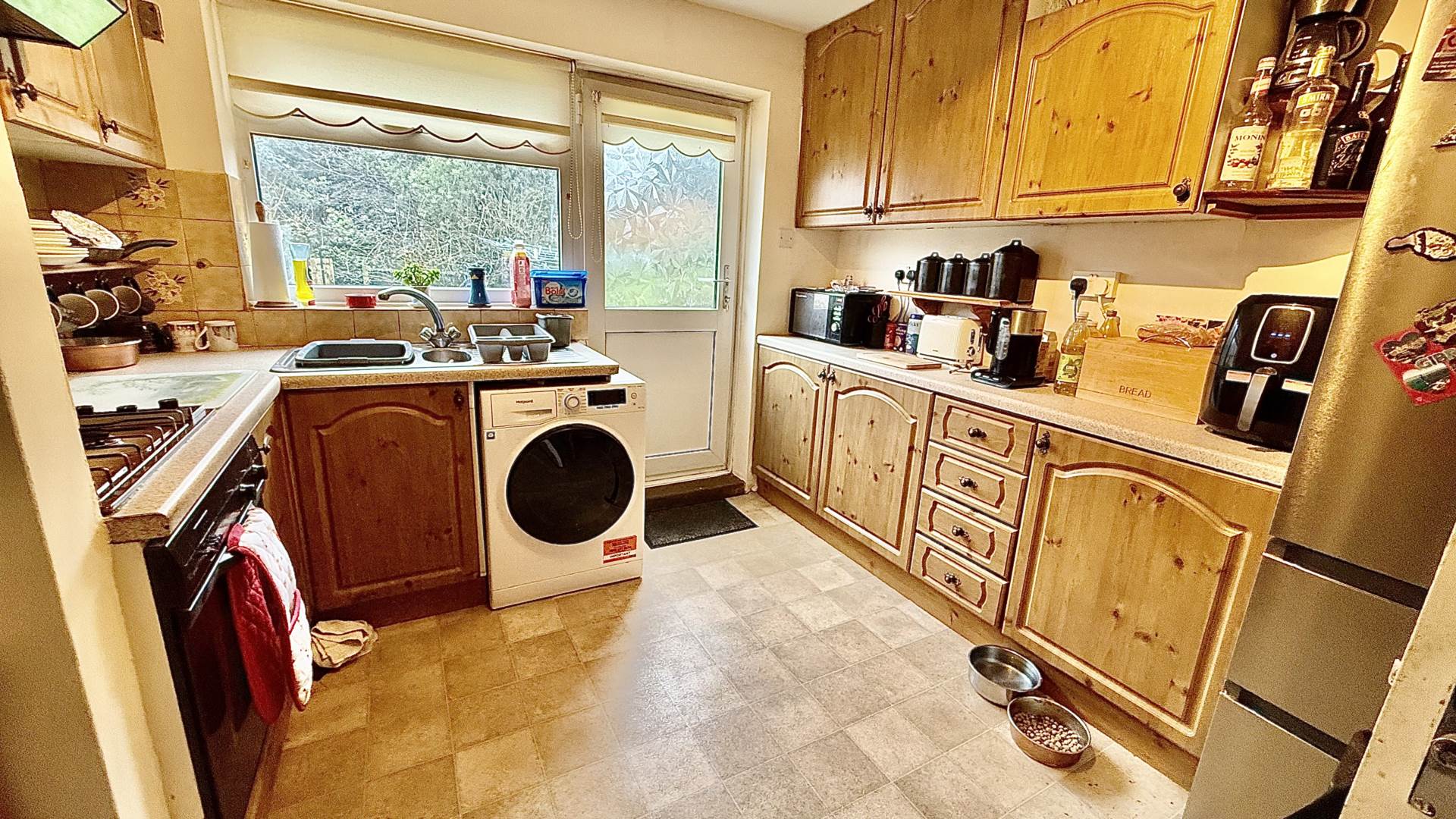 Vine Hill Close, Higham Ferrers, Image 3