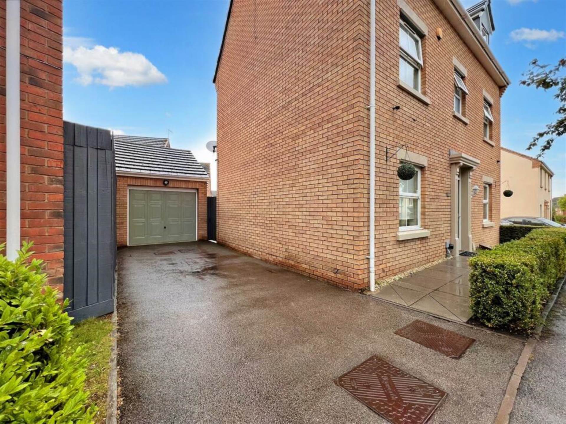 Wren Close, Corby, Image 16