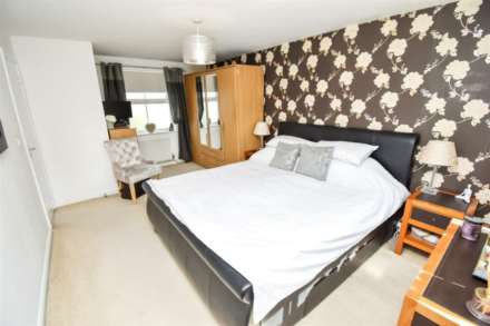 Wren Close, Corby, Image 10