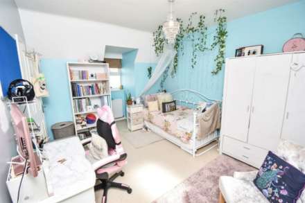 Wren Close, Corby, Image 11