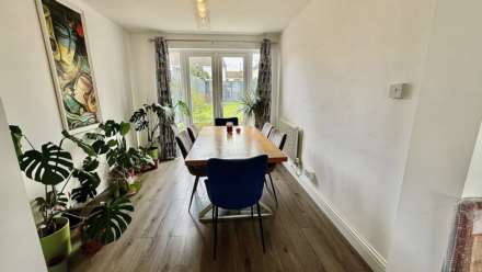 Denton Close, Rushden, Image 4
