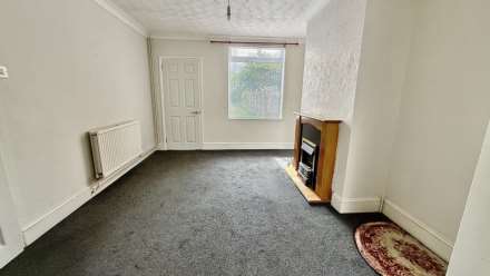 Irthlingborough Road, Wellingborough, Image 3