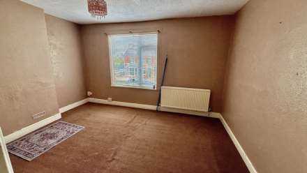 Irthlingborough Road, Wellingborough, Image 5