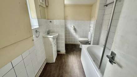 Victoria Road, Wellingborough, Image 5