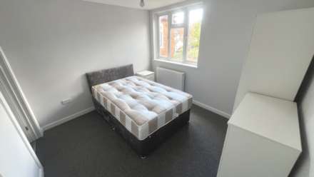 Property For Rent High Street, Rushden