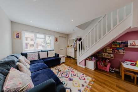 Duchess Grove, Wavendon Gate,Milton Keynes, Image 4