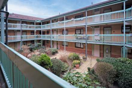 King Richard Court, East Hunsbury, Northampton, Image 12