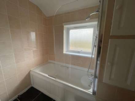 Favell Drive, Furzton, Milton Keynes*, Image 11