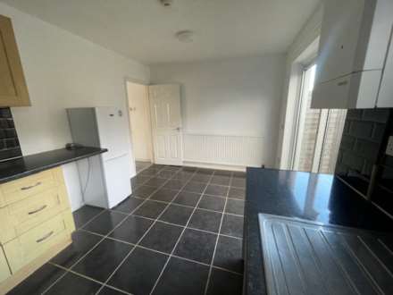 Favell Drive, Furzton, Milton Keynes*, Image 3