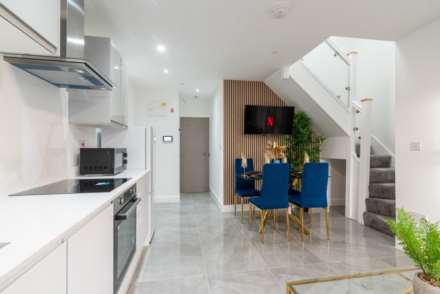 Flat 4 - Bruce Street, Cardiff, Image 2
