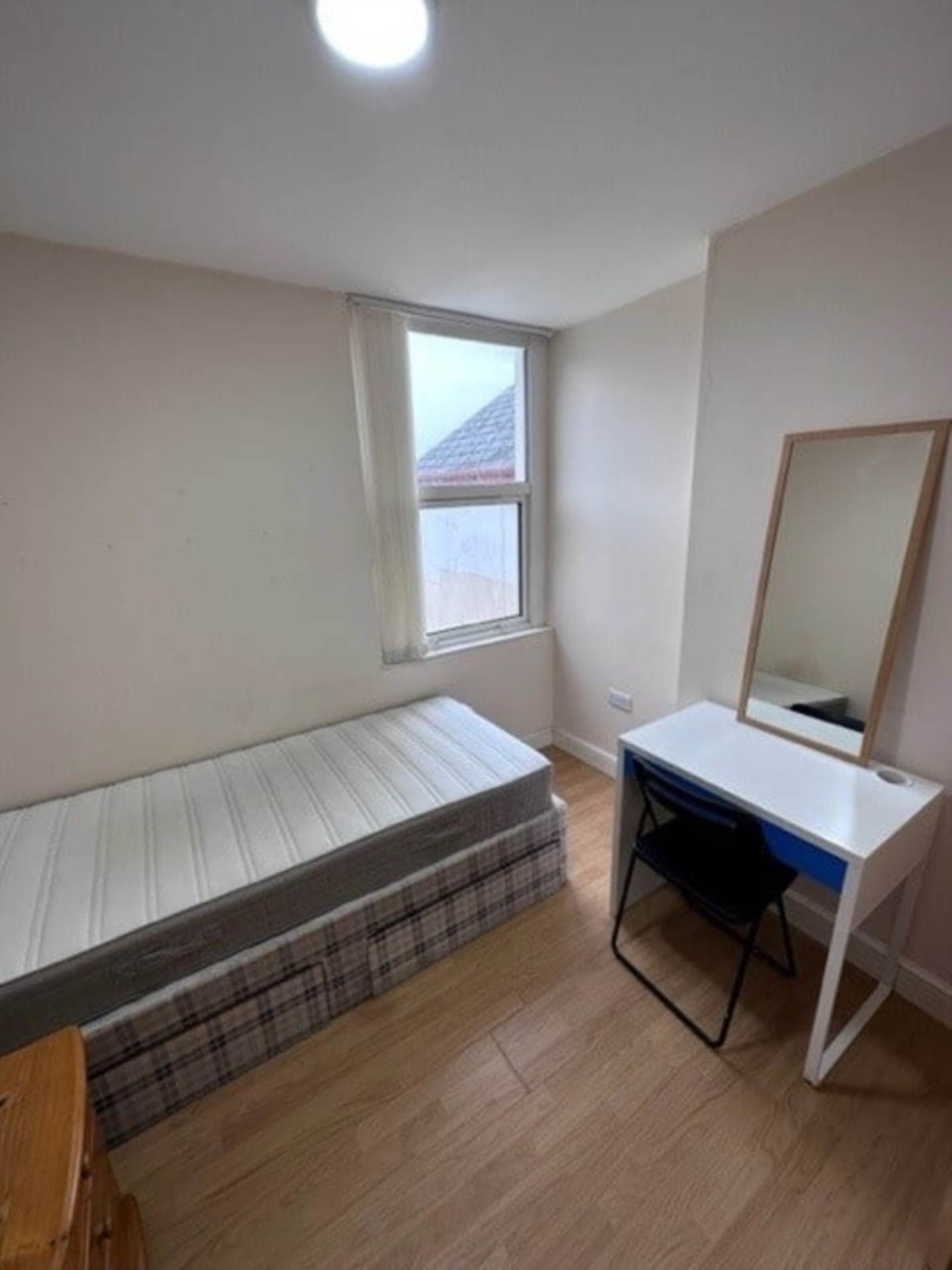 Heathfield Road, Image 11