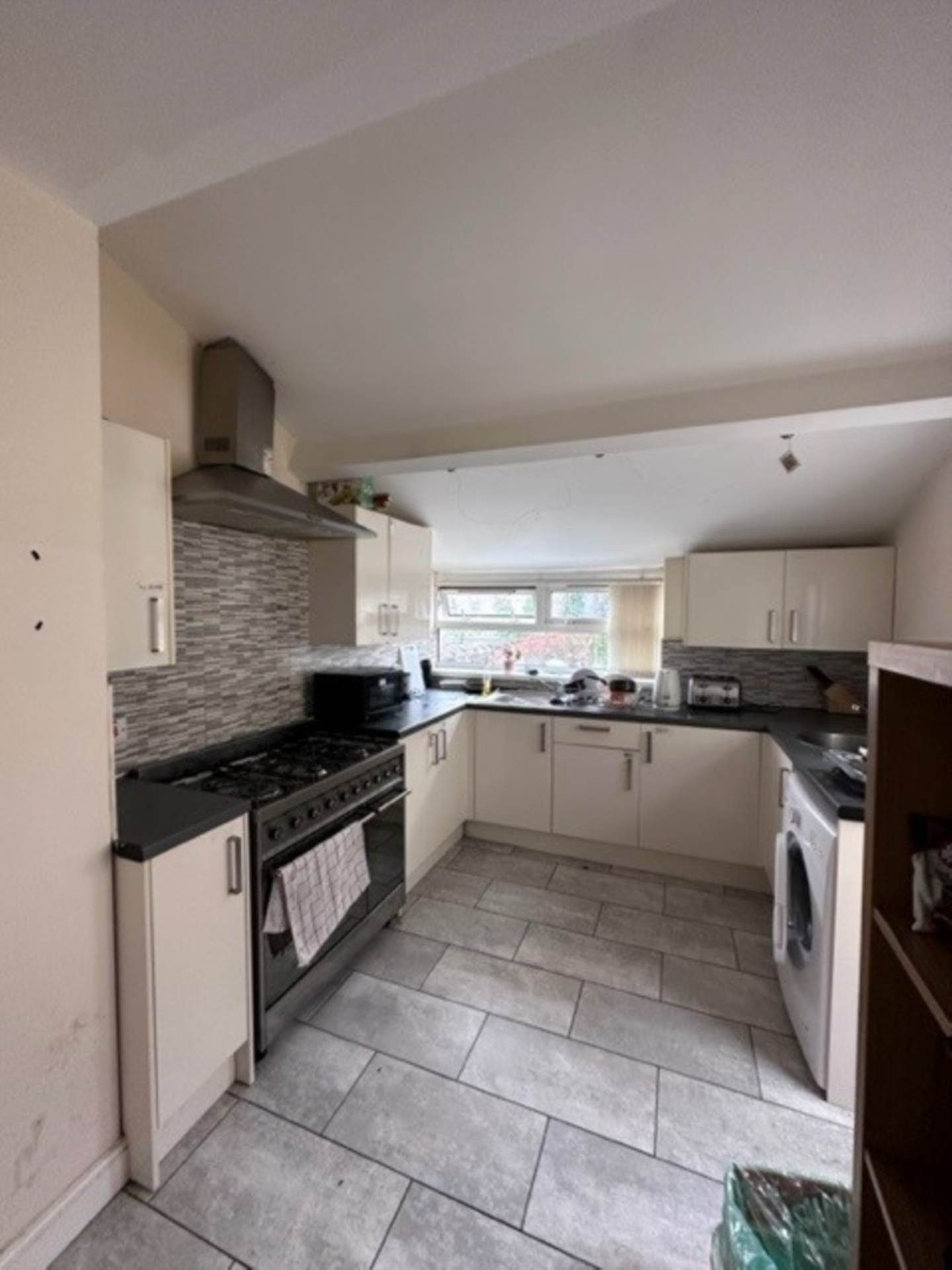 Heathfield Road, Image 2