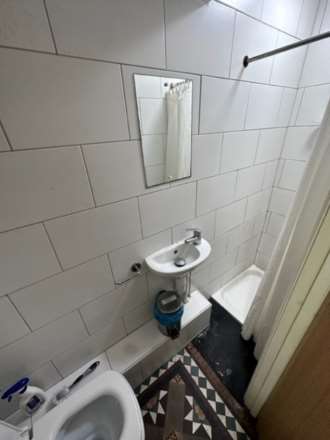 Heathfield Road, Image 6