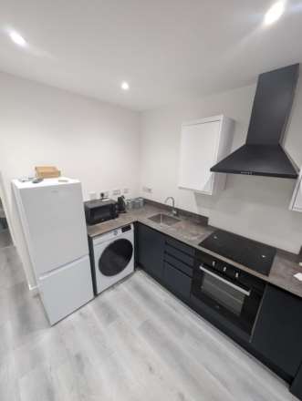 Flat 1 - 202 Corporation Road, Cardiff, Image 3