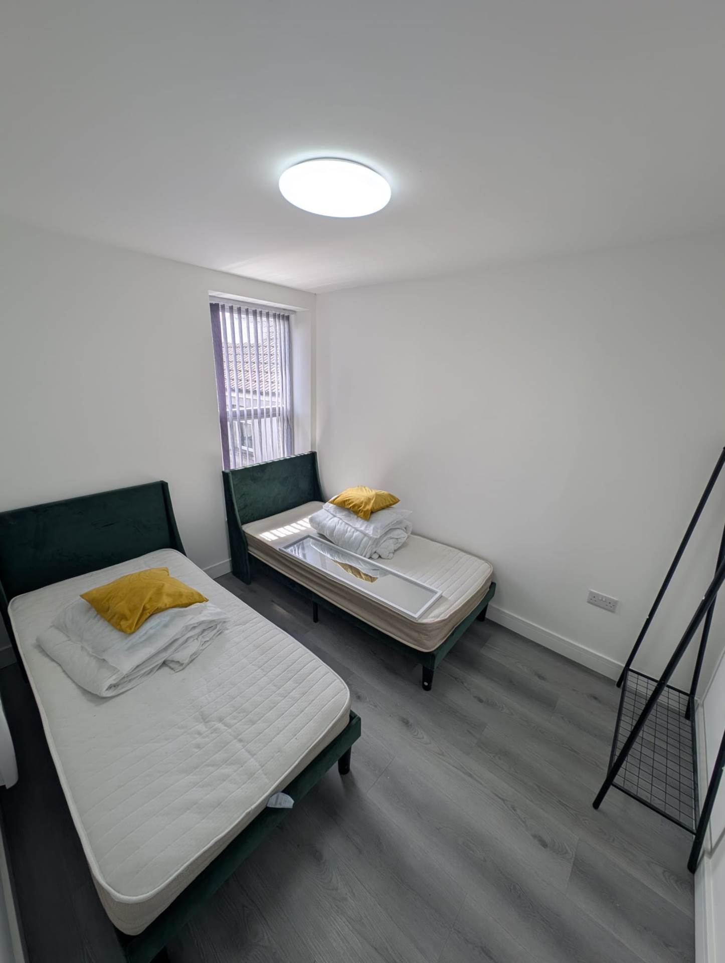 Flat 4 - 202 Corporation Road, Cardiff, Image 6