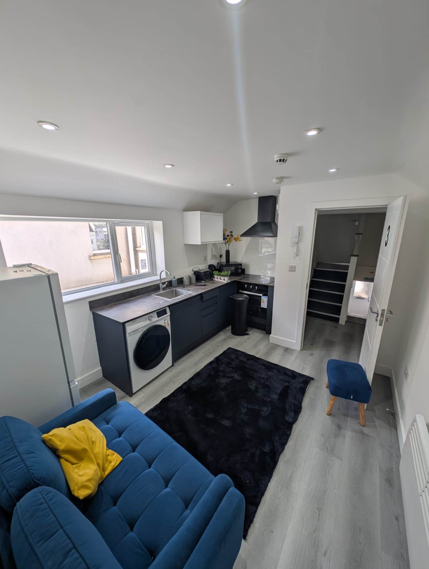 Flat 3 - 202 Corporation Road, Cardiff, Image 3
