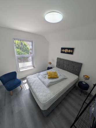 Flat 3 - 202 Corporation Road, Cardiff, Image 4