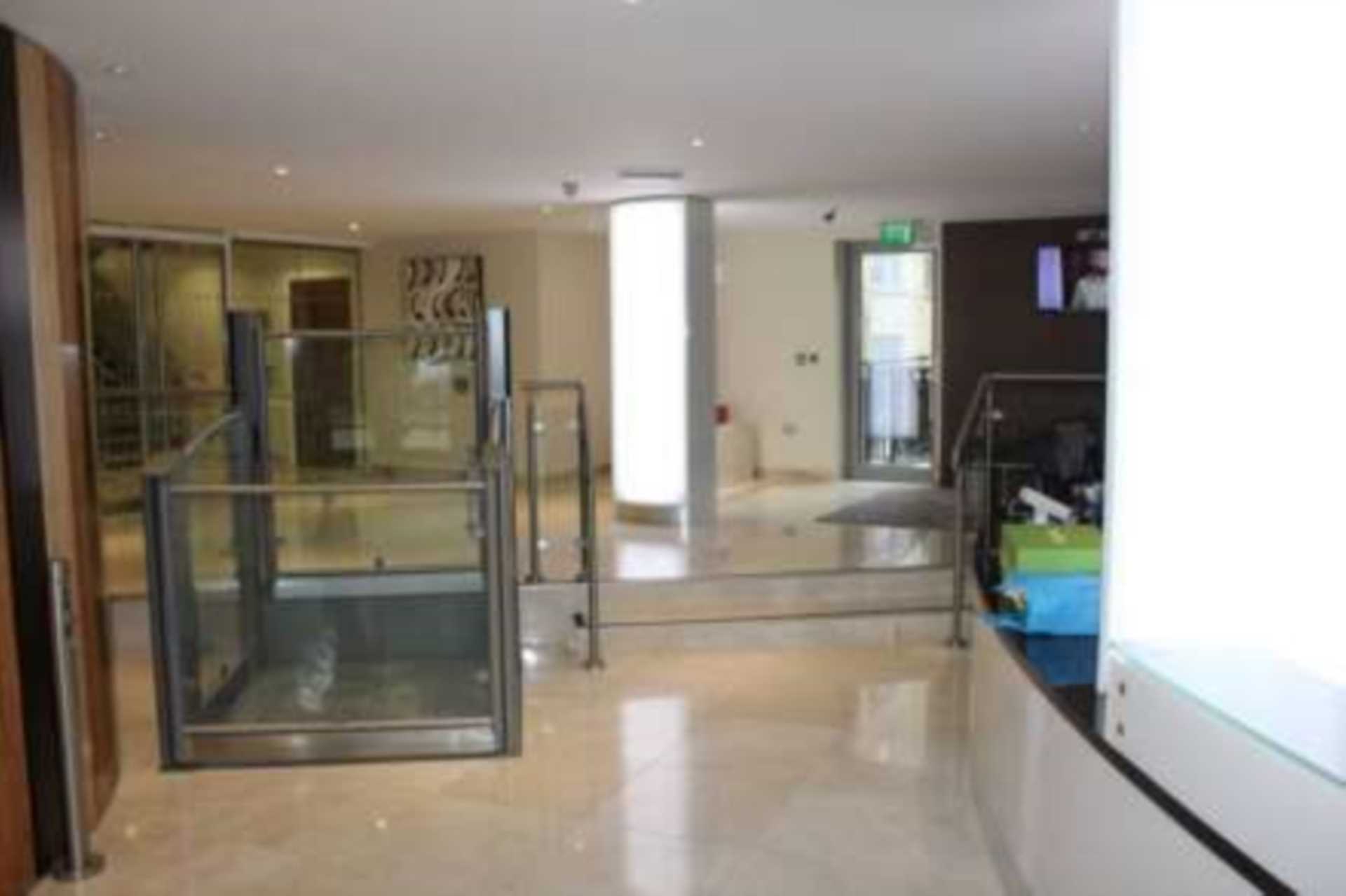 Vanston Place, Fulham Broadway, Image 11