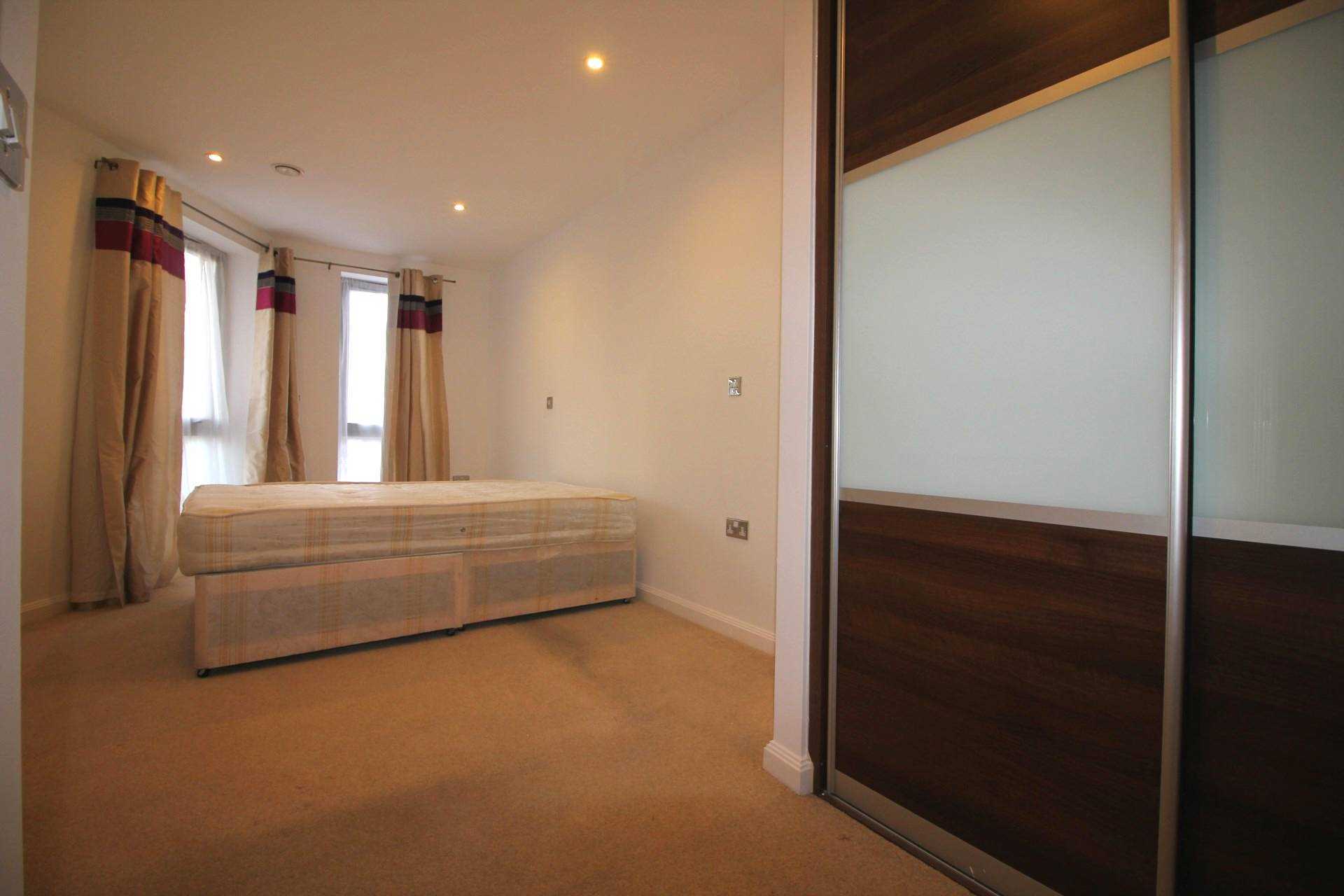 Vanston Place, Fulham Broadway, Image 6