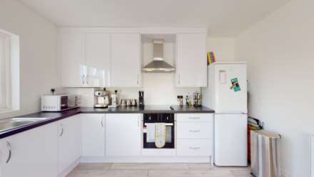 Bathurst Walk, Iver, SL0 9AZ, Image 12