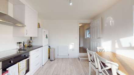 Bathurst Walk, Iver, SL0 9AZ, Image 2